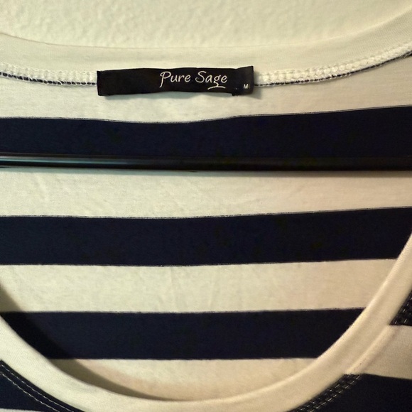 H&M Black and White Relaxed Sweatshirt - Picture 3 of 3